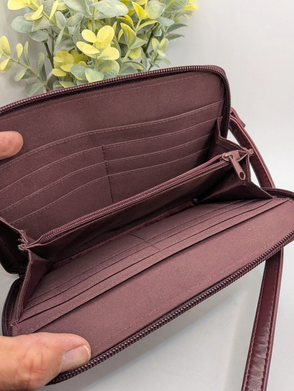 Etienne Aigner Burgundy Leather Crossbody - Picture 4 of 5